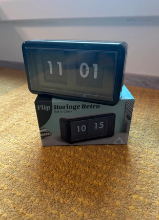 Horloge flip retro neuve, marke: FLIP, zustand: Neu, 12,00 €, 13,30 € inklusive Vinted-Käuferschutz