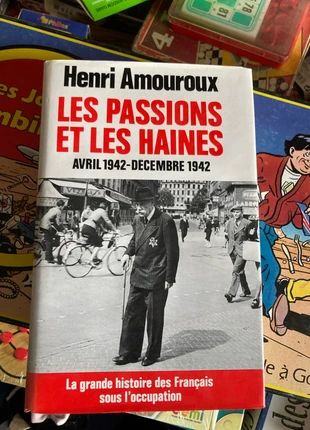 Livre Les passions et les haines, estado: Bom, €8.00, €9.10 inclui Proteção do Comprador