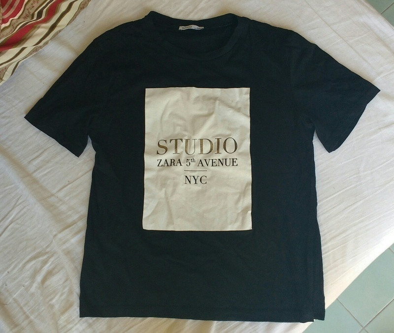 T-shirt noir Zara taille S 1