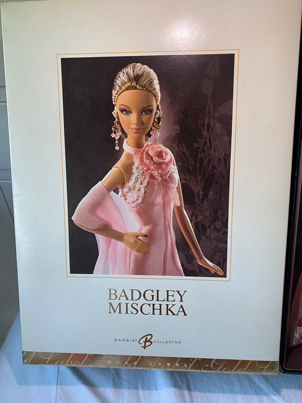 Barbie collection Badgley Mischka - Vinted