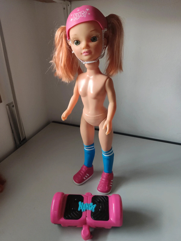 Muñeca Nancy Un Día Con Mi Hoverboard