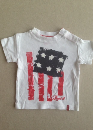 T shirt Levi's 3 mois, brand: Nike, condition: Good, size: 1-3 months / 56 cm, €1.50, €2.28 includes Buyer Protection