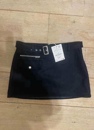 Nieuw rokje van de Pull&bear maat M, marque: Pull & Bear, état: Neuf avec étiquette, taille: M / 38 / 10, 15,00 €, 16,45 € Protection acheteurs incluse