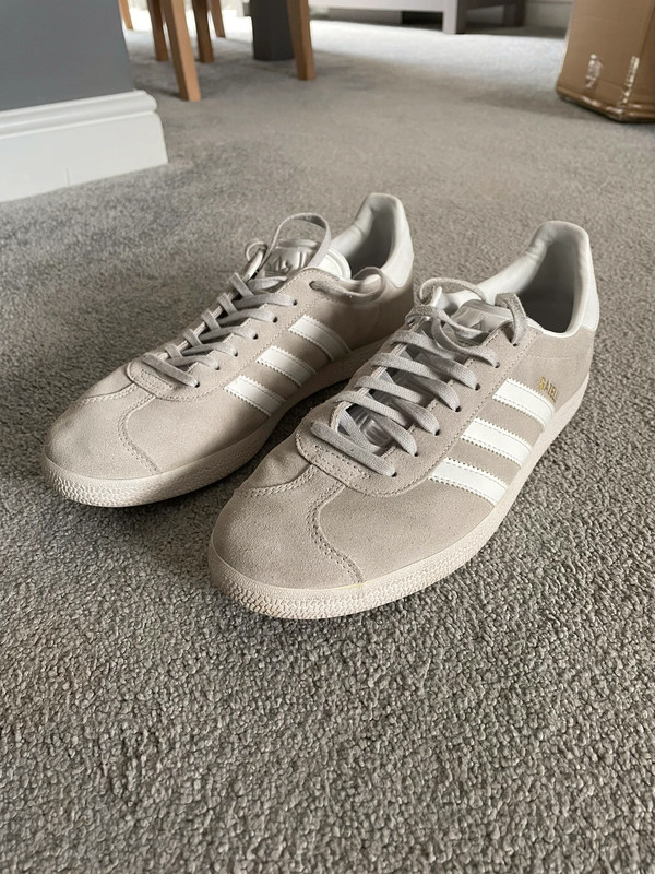 Adidas gazelle clearance size 9