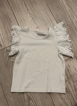 Tee shirt Enfant , merk: Zeeman, staat: Heel goed, maat: 12-18 maanden / 80 cm, € 2,00, € 2,80 inclusief Kopersbescherming