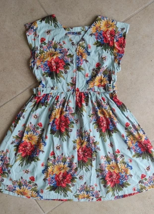 Robe florale Circus 44, merk: circus clothing, staat: Heel goed, maat: XXL / 44 / 16, € 27,00, € 29,05 inclusief Kopersbescherming