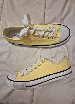 Baskets jaune pointure 37, estado: Nuevo con etiquetas, tamaño: 37, 6,00 €, 7,00 € Protección al comprador incluida