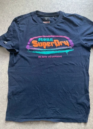 T-shirt Superdry fun & coloré – style rétro taille M, merk: Superdry, staat: Heel goed, maat: M, € 12,00, € 13,30 inclusief Kopersbescherming Pro