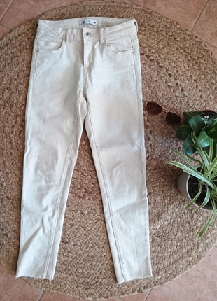 Jean slim écru Zara blanc cassé S, marque: Zara, état: Très bon état, taille: S / 36 / 8, 7,00 €, 8,05 € Protection acheteurs (Pro) incluse