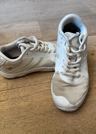 Cheerleadingschuhe, brand: Varsity, condizioni: Buone, taglia: 34, €8.00, €9.10 include la Protezione acquisti