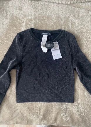 Top brillantes manga larga fiesta, marca: Stradivarius, estado: Novo com etiquetas, tamanho: S / 36 / 8, €5.00, €5.95 inclui Proteção do Comprador