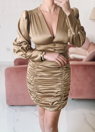 Abito vintage color champagne, marque: Vintage, état: Très bon état, taille: S / 36 / 8, 4,90 €, 5,85 € Protection acheteurs incluse