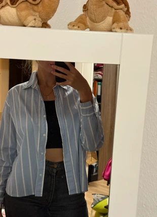 L.O.G.G. Basic Streifenhemd | Hellblau/Weiß | Lockerer Schnitt | Gr. 36 (S), marque: H&M, état: Très bon état, taille: S / 36 / 8, 2,00 €, 2,80 € Protection acheteurs incluse