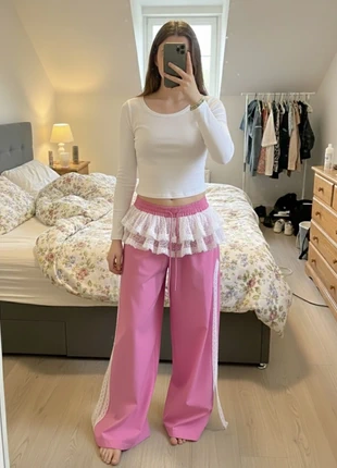 🎀 Pantalon rose à volants dentelle – style fairycore, marque: Tokyo Muse, état: Très bon état, taille: S / 36 / 8, 42,90 €, 45,75 € Protection acheteurs (Pro) incluse