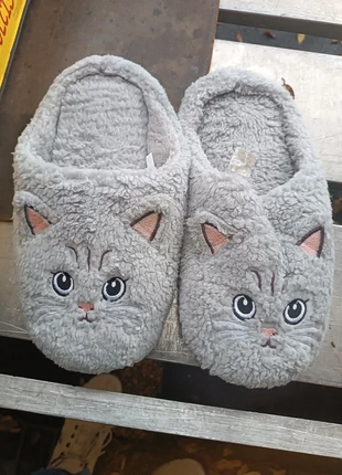 pantofole con stampa gatto 40/41, marque: gatto, état: Neuf avec étiquette, taille: 40.5, 5,00 €, 5,95 € Protection acheteurs incluse