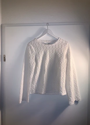 Mooie top, merk: Vila, staat: Nieuw zonder prijskaartje, maat: L / 40 / 12, € 7,00, € 8,05 inclusief Kopersbescherming