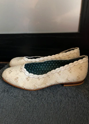 Beige Ballet Flats Size 33, estado: Novo sem etiquetas, tamanho: 33, €5.00, €5.95 inclui Proteção do Comprador