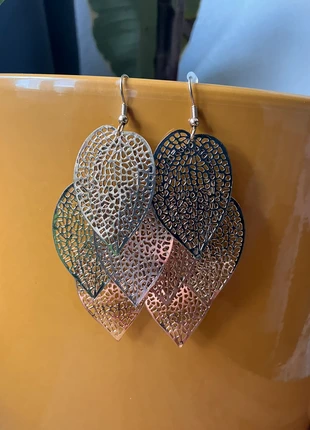 Gouden oorbellen, merk: onbekend, staat: Nieuw zonder prijskaartje, € 2,00, € 2,80 inclusief Kopersbescherming