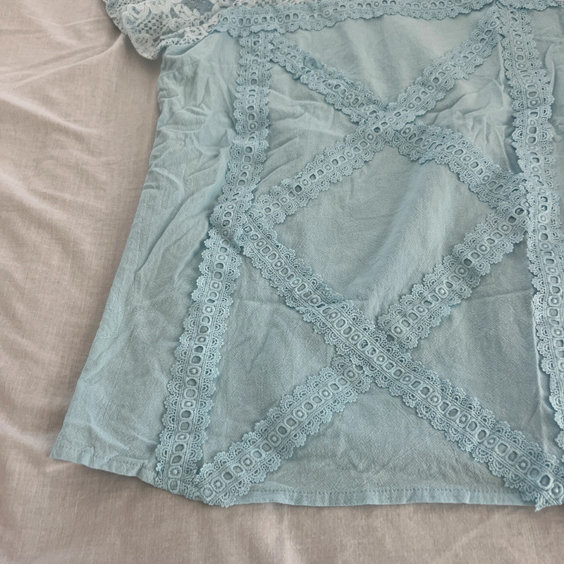 Blue crochet sleeve blouse 3