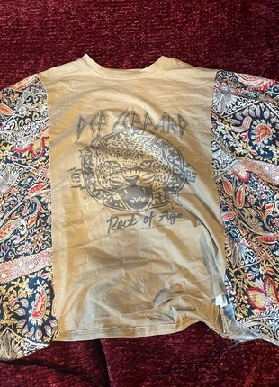Def leppard top, brand: Def Leppard, condition: New without tags, size: M / 10, £2.00, £2.80 includes Buyer Protection