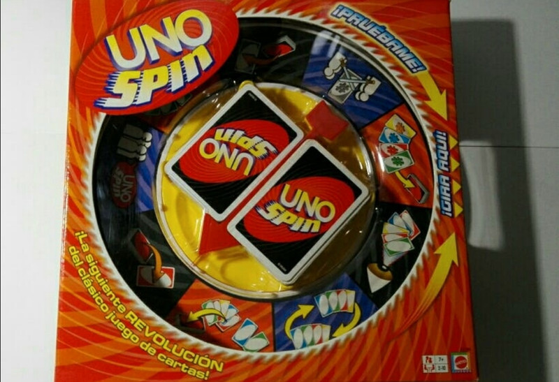 Jeu de cartes avec plateau UNO Spin 