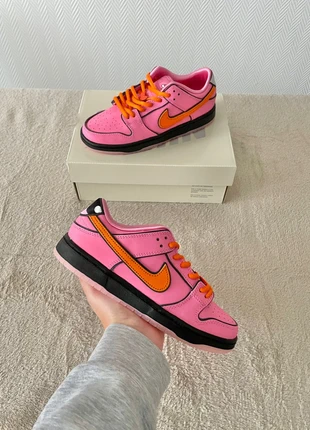 Nike SB Powerpuff Girls Rose - 35, marke: Nike, zustand: Neu, mit Etikett, größe: 35, 90,00 €, 95,20 € inklusive Vinted-Käuferschutz