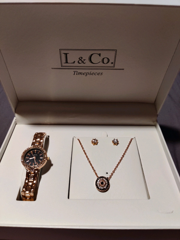 L Co Timespieces Montre collier boucles d oreilles Vinted