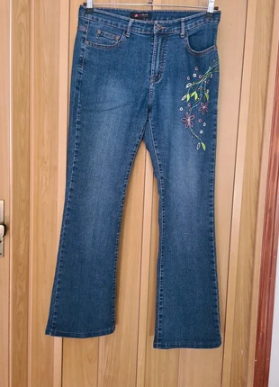 🌷 jean avec fleurs bordées, taille 44, bleu, jibao, très bon état 🌷, marque: jibao, état: Très bon état, taille: XXL / 44 / 16, 8,75 €, 9,89 € Protection acheteurs incluse