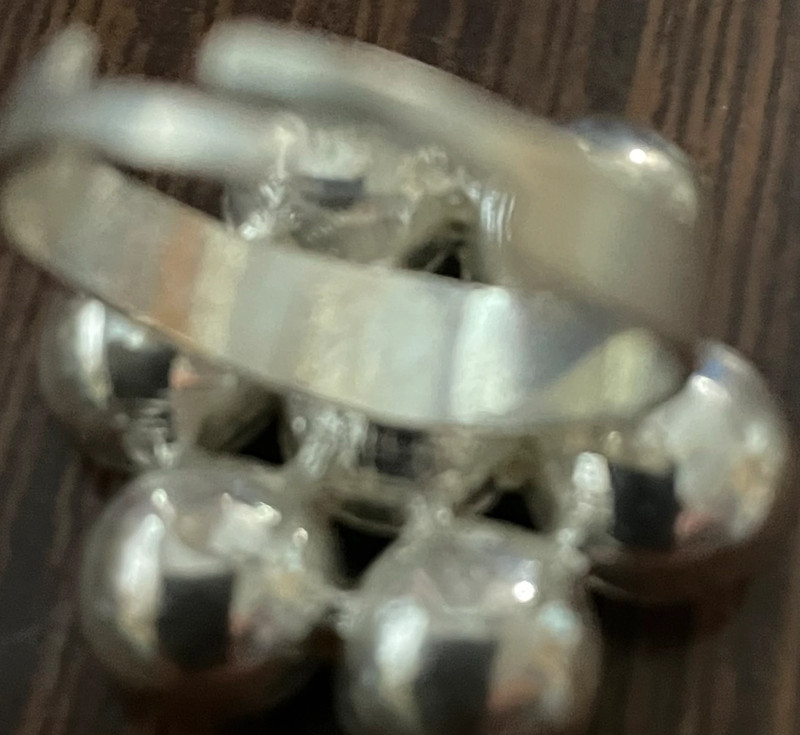 Jewelry. Ring 4