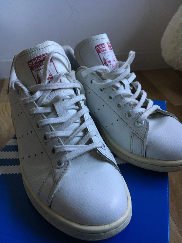 Stan smith hotsell blanche 38