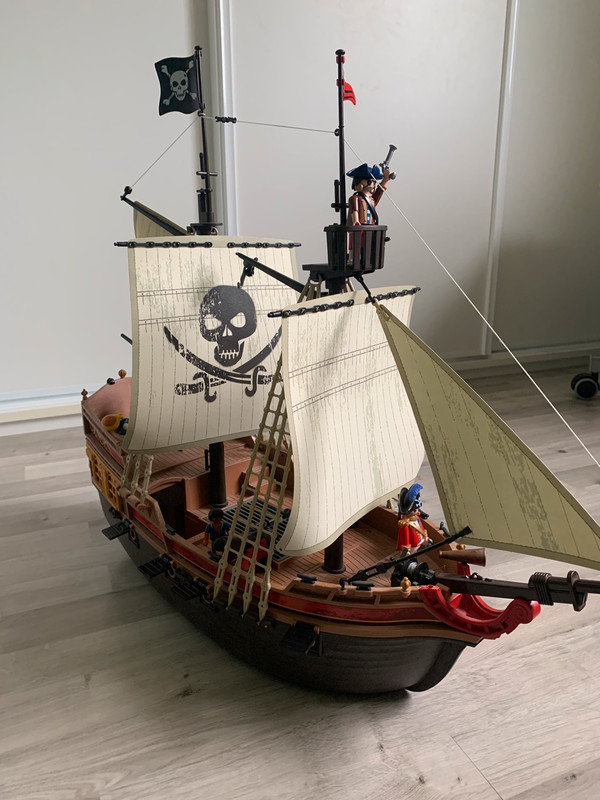 Bateau Pirate Playmobil