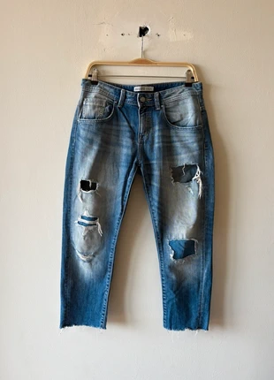 Vaqueros rotos Zara Basic Z1975 - Estilo urbano vintage | Talla 38, marca: Zara Basic, estado: Muito bom, tamanho: M / 38 / 10, €11.99, €13.29 inclui Proteção do Comprador