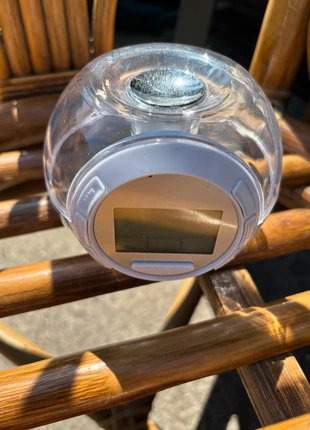 Radio réveil neuf à pile, merk: Inconnu, staat: Heel goed, € 1,50, € 2,28 inclusief Kopersbescherming