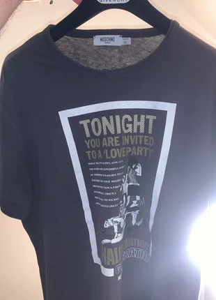 Tee shirt Moschino, brand: Moschino, condizioni: Buone, taglia: XL, €23.00, €24.85 include la Protezione acquisti