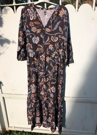 Robe longue fleurie neuve Terre de Marins - Taille 44 / UK 16, brand: Terre de Marins, condition: New without tags, size: XXL / 44 / 16, €26.00, €28.00 includes Buyer Protection