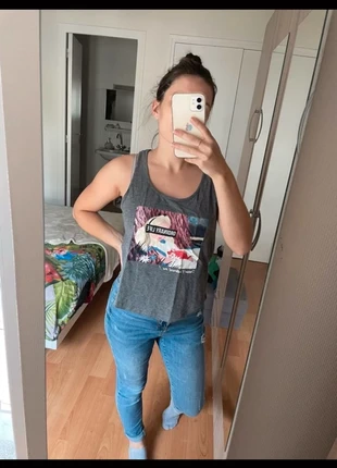 Débardeur disney , marque: Undiz, état: Très bon état, taille: S / 36 / 8, 5,00 €, 5,95 € Protection acheteurs incluse