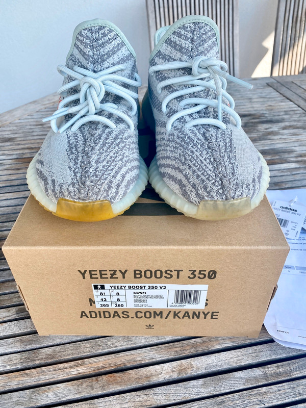 Yeezy 350 V2 Blue Tint Vinted