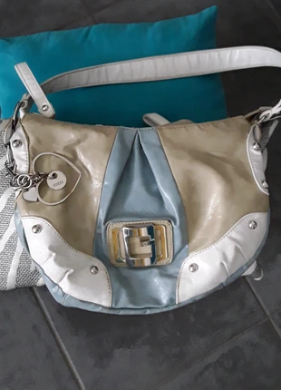 Sac Guess Vintage, marca: GUESS, estado: Muy bueno, 15,00 €, 16,45 € Protección al comprador incluida