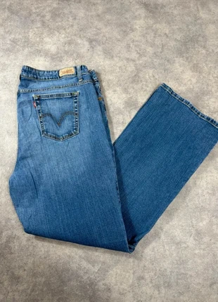 Jean Levis Coupe Straight Oversize Bleu Marine Jean Vintage / Taille 50, marke: Levi's, zustand: Sehr gut, größe: W40 | DE 56, 17,90 €, 19,50 € beinhaltet Vinted-Käuferschutz Pro