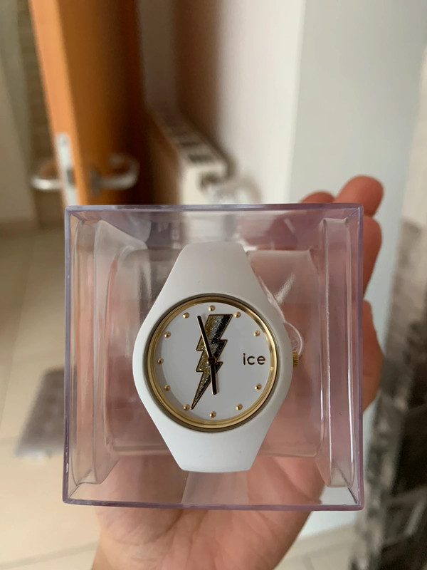 Ice Watch blanche Vinted