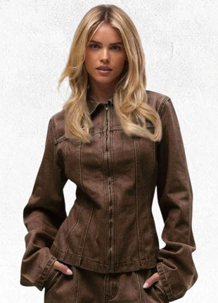 Veste Y2K marron cintrée – silhouette snatchée, marque: y2k, état: Neuf sans étiquette, taille: S / 36 / 8, 35,00 €, 37,45 € Protection acheteurs incluse