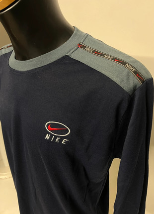 Vintage Nike longsleeve, marca: Nike, estado: Muito bom, tamanho: M, €29.99, €32.19 inclui Proteção do Comprador