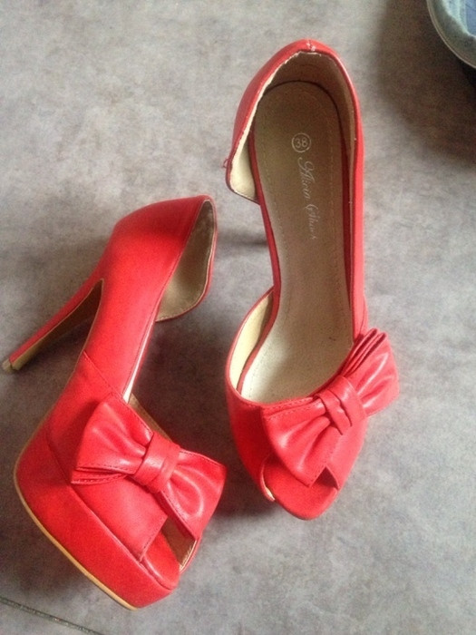 Talons rouge noeud papillons 3