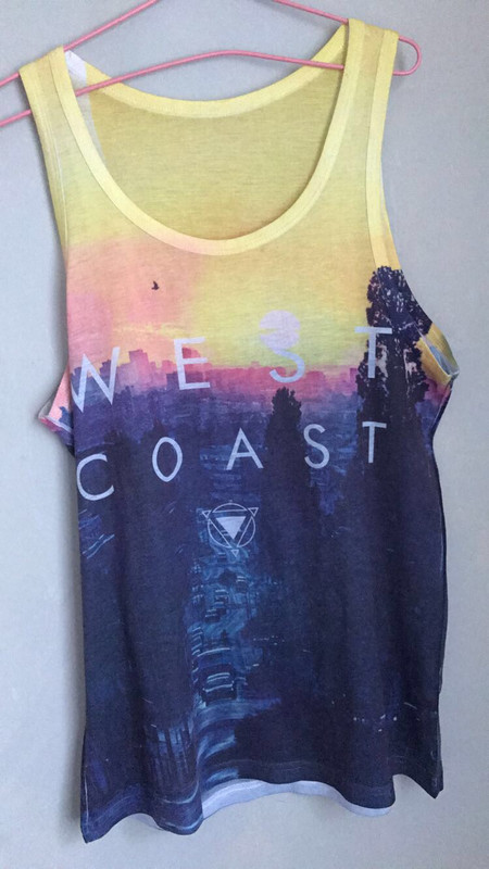 T shirt west coast ample S / M  1