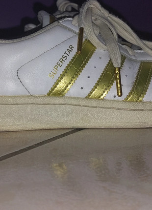 Scarpe Adidas Superstar bianche e oro Vinted