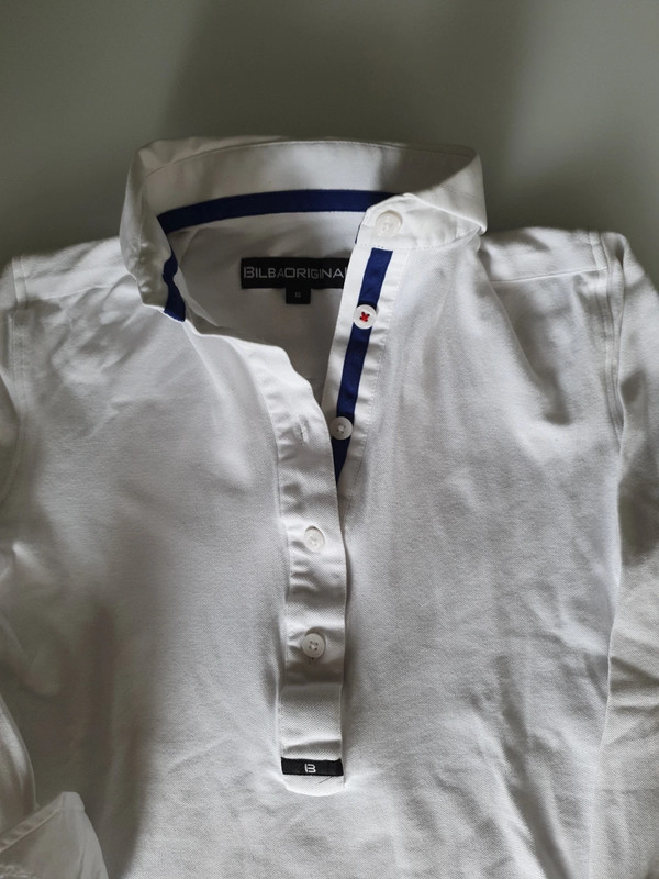 Polo taille S Bilbao original Vinted