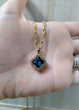 Collier Doré Pendentif Trèfle Bleu Foncé, état: Très bon état, 4,90 €, 5,85 € Protection acheteurs (Pro) incluse