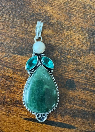 New nephrite jade apatite pearl gemstone pendant, brand: Fashion Jewellery, condition: New without tags, £12.00, £13.30 includes Buyer Protection