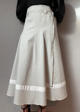 Jupe midi à godets taille 42., marque: Maison 123, état: Très bon état, taille: XL / 42 / 14, 30,00 €, 32,20 € Protection acheteurs (Pro) incluse