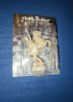Harry potter schaakbord stukken nieuw in doos, merk: Harry Potter, staat: Nieuw met prijskaartje, maat: Universeel, € 5,00, € 5,95 inclusief Kopersbescherming